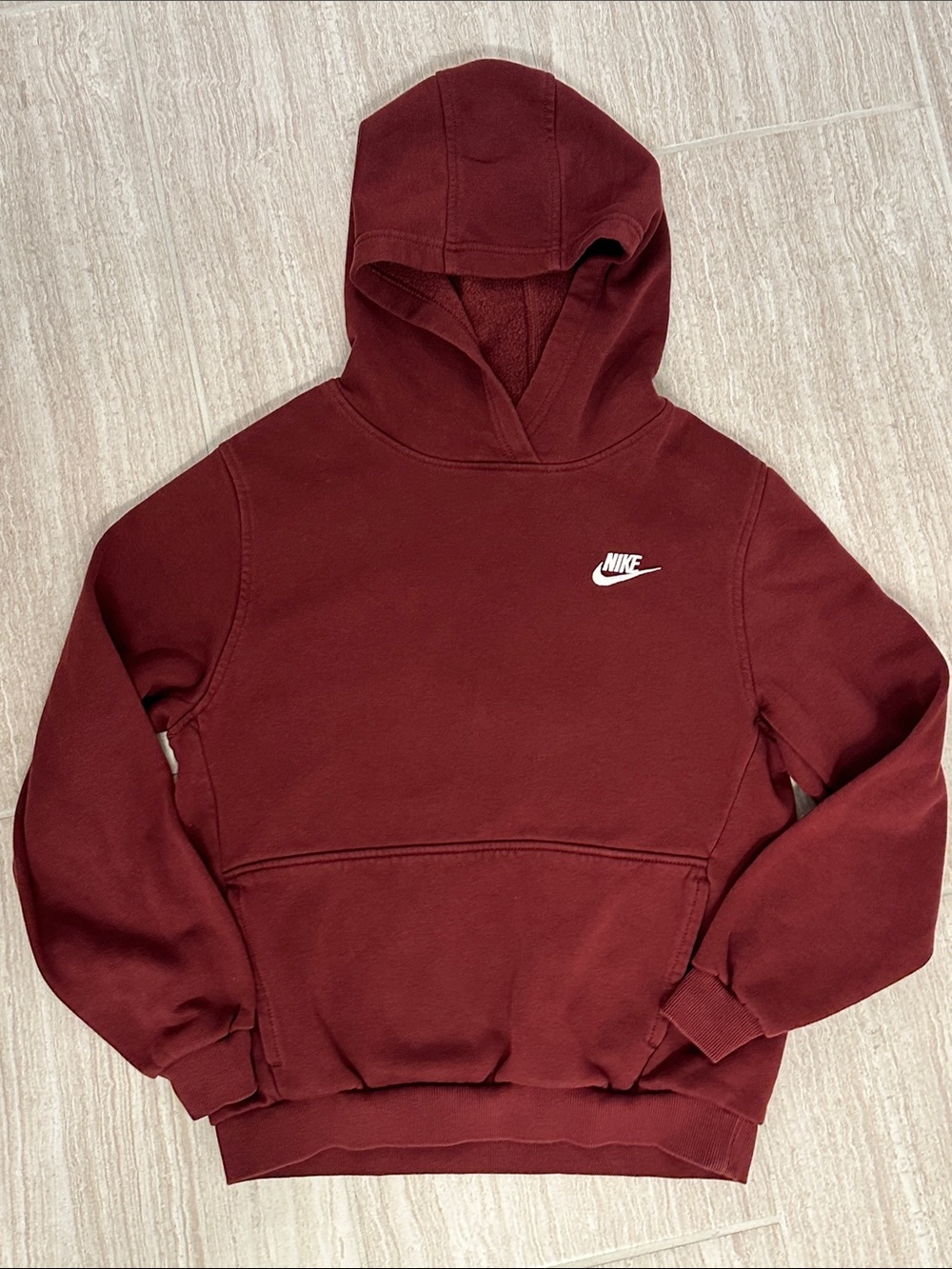 Nike Boys Maroon Hoodie Sweatshirt with White Logo size YXL